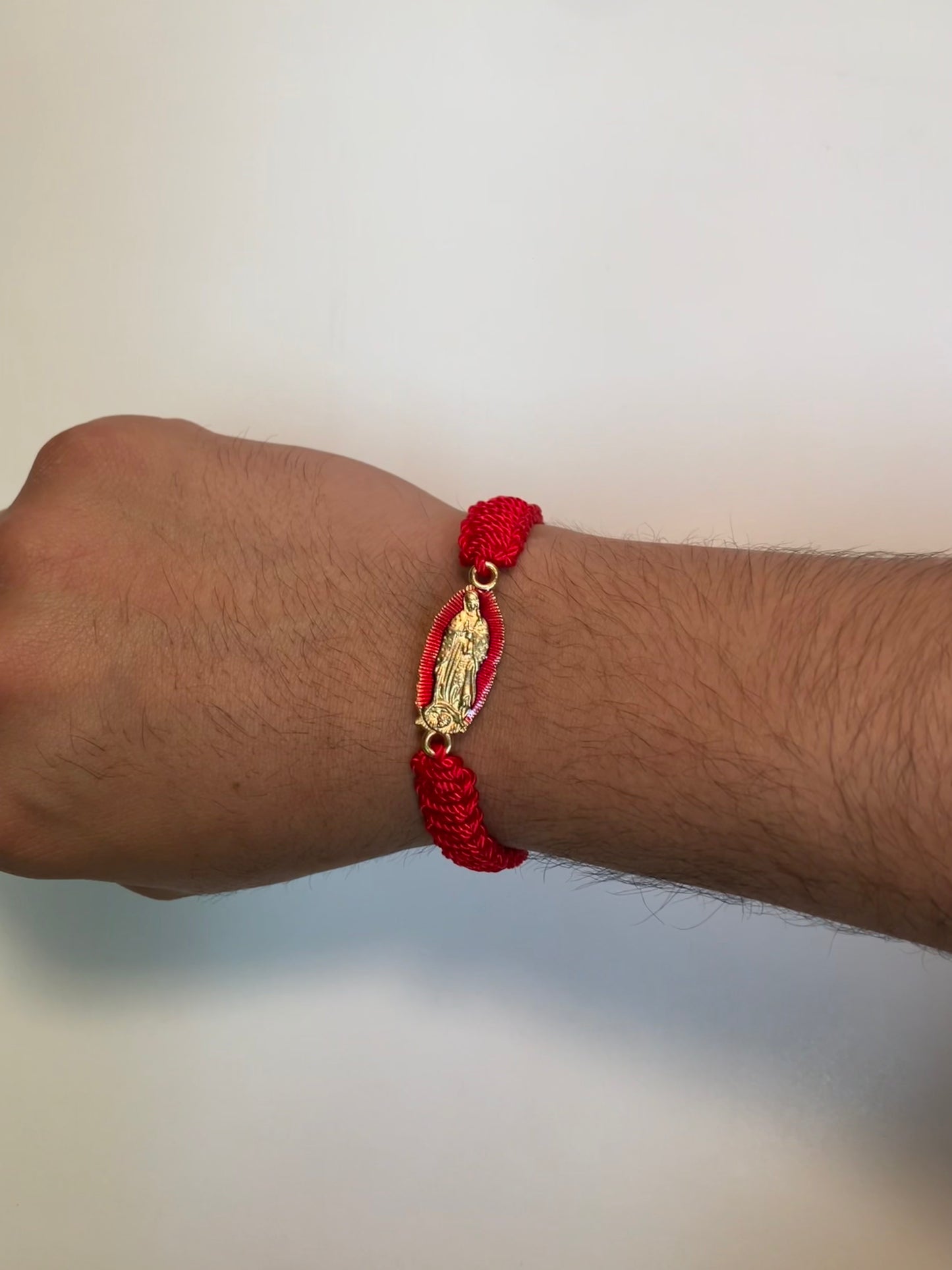 Adjustable Virgin Mary - Unisex Religious Accessory